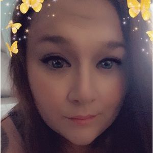 Meet your Posher, Kira